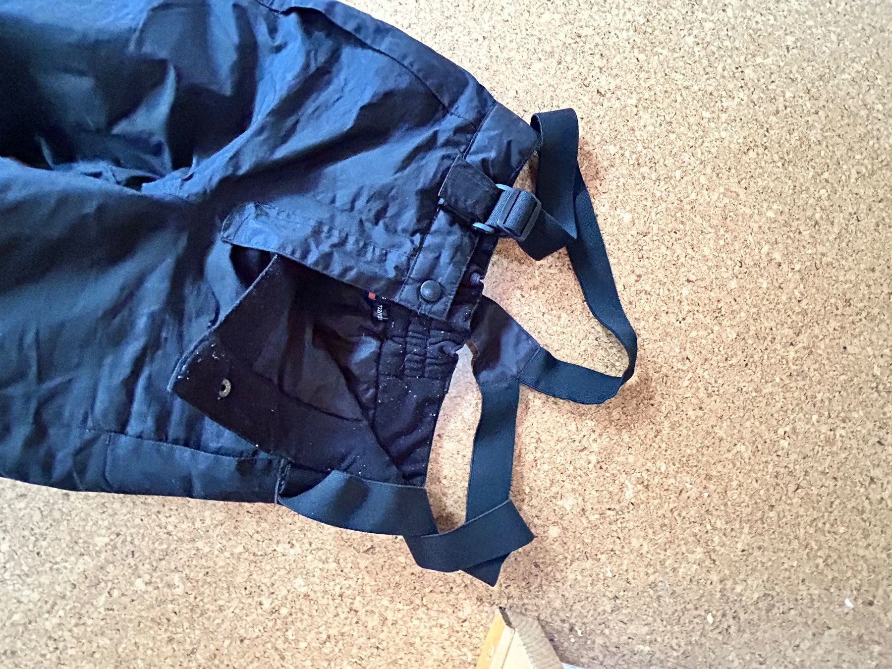 Pantalons: Skihose schwarz (Mädchen) 122/128 – D'occasion à Dittingen par Bellevista 6