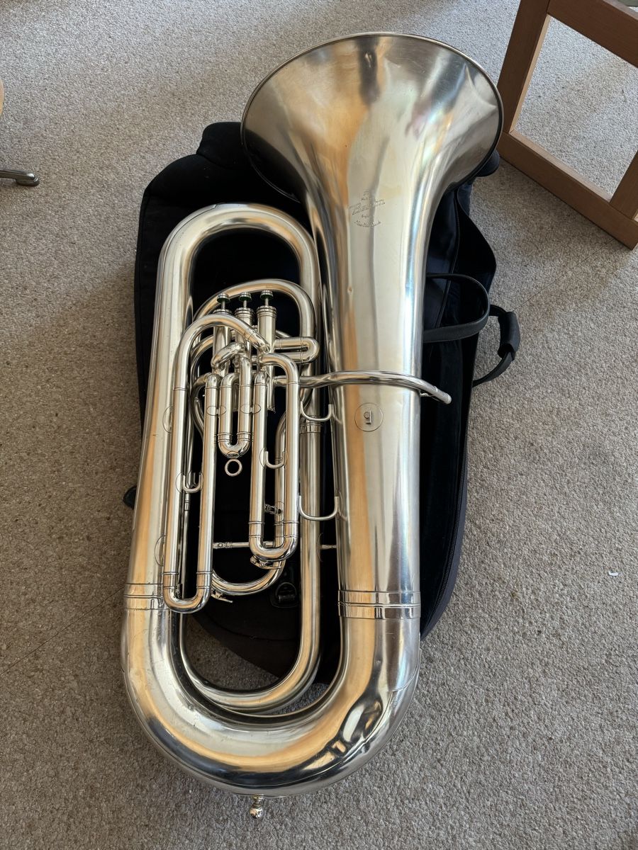 Besson Strumenti musicali: B-Bass Besson mit Tasche – Usato da Trimbach venduto da Wilracer