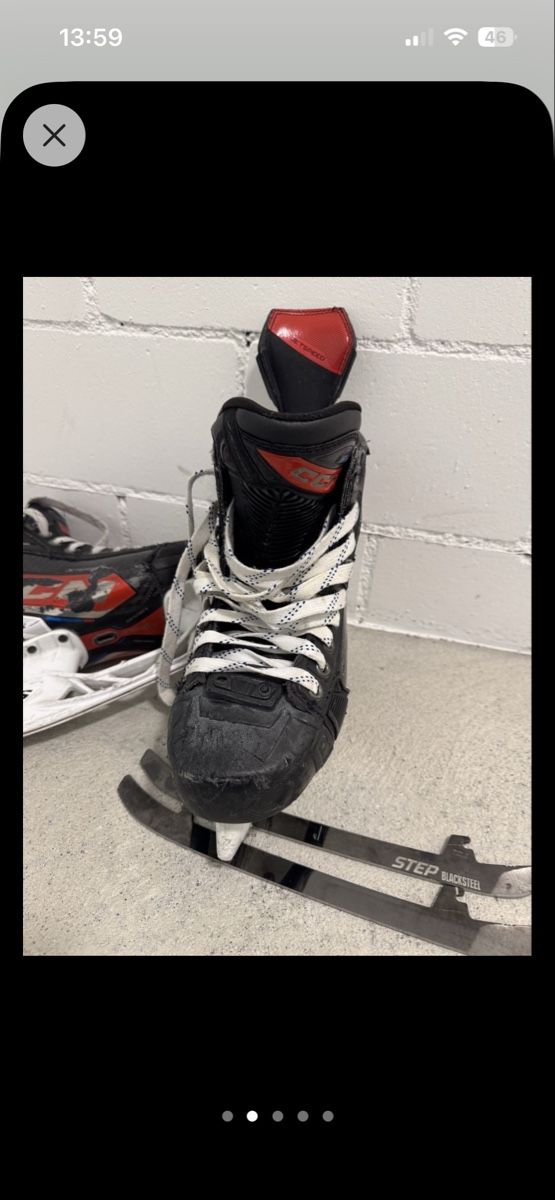 Ccm Patins à glace: Schlittschuhe CCM FT6 Pro Gr. 38.5 – D'occasion à Port par kre_2d9n 1