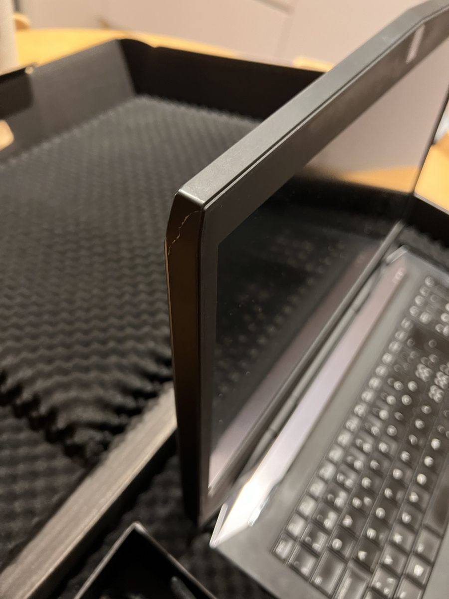 Alienware Notebooks: Alienware 17 Gaming Laptop – Gebraucht aus Vacallo von  7