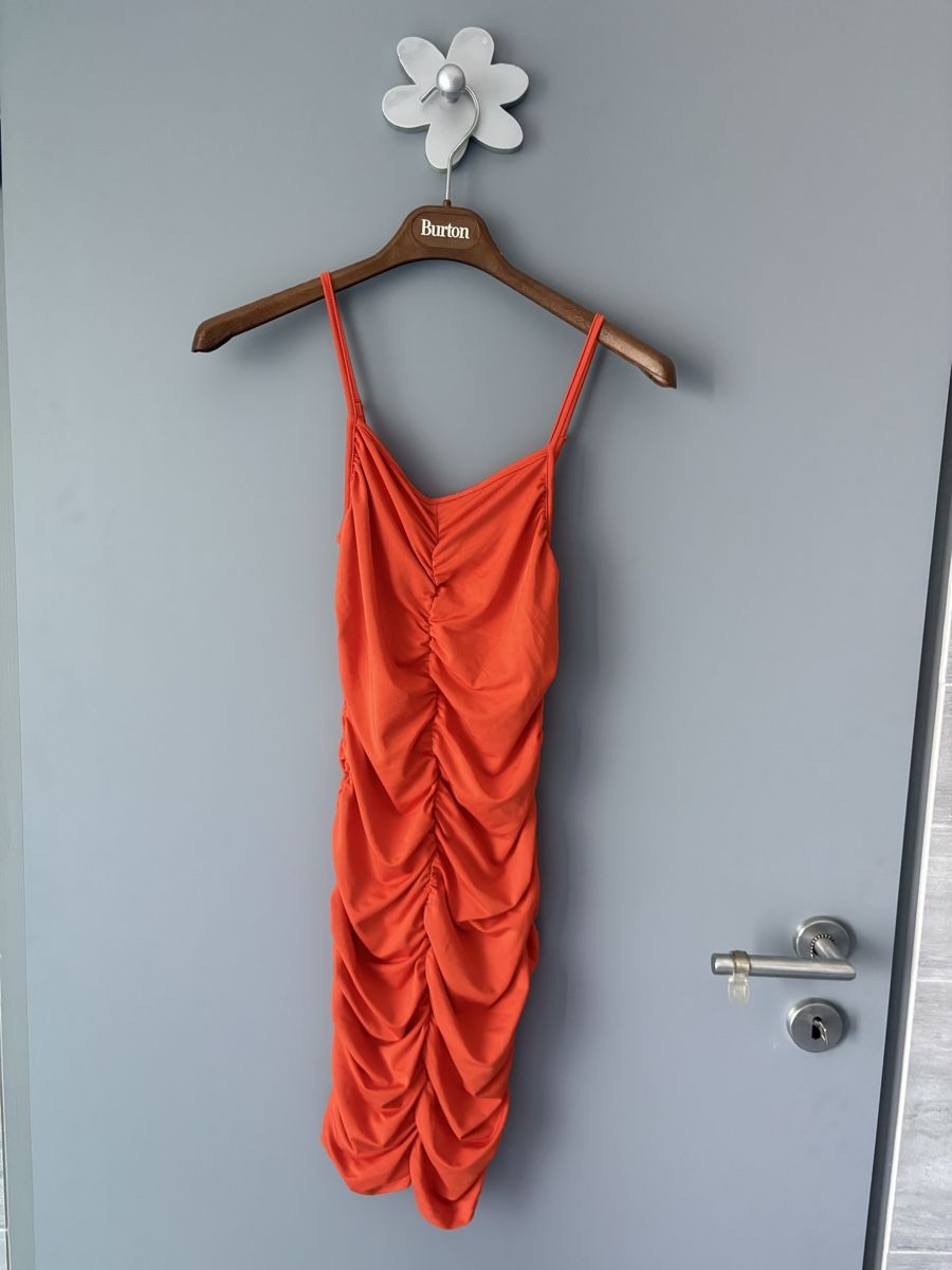 Shein Kleider & Röcke: Robe orange Shein taille 12-13 ans  – Gebraucht aus Champlan von mat_qff9