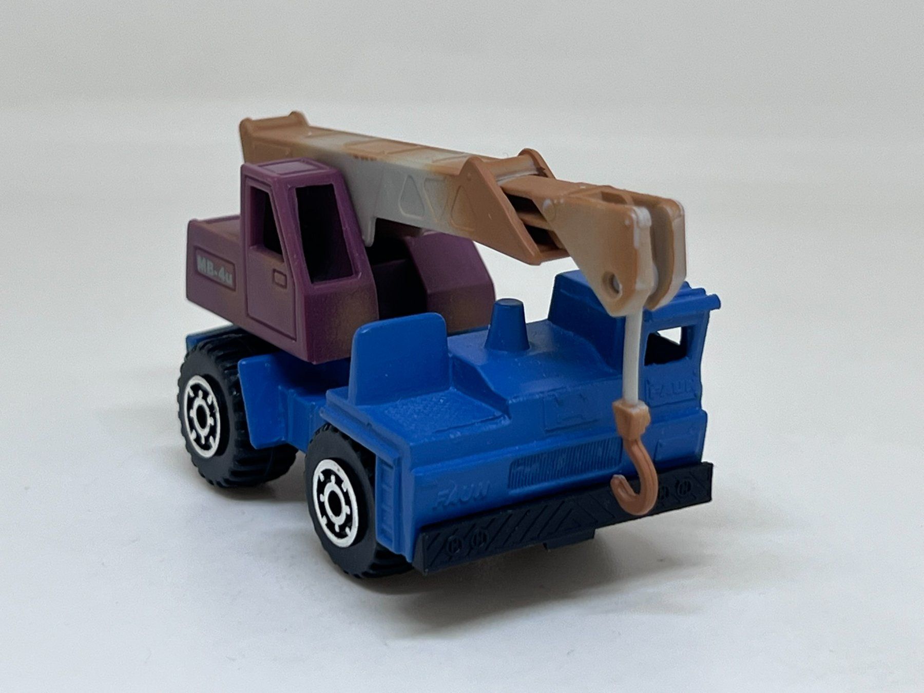 Matchbox Modellini d'auto: Matchbox Mobile Crane #386 – Usato da Wildegg venduto da LaaBoutique