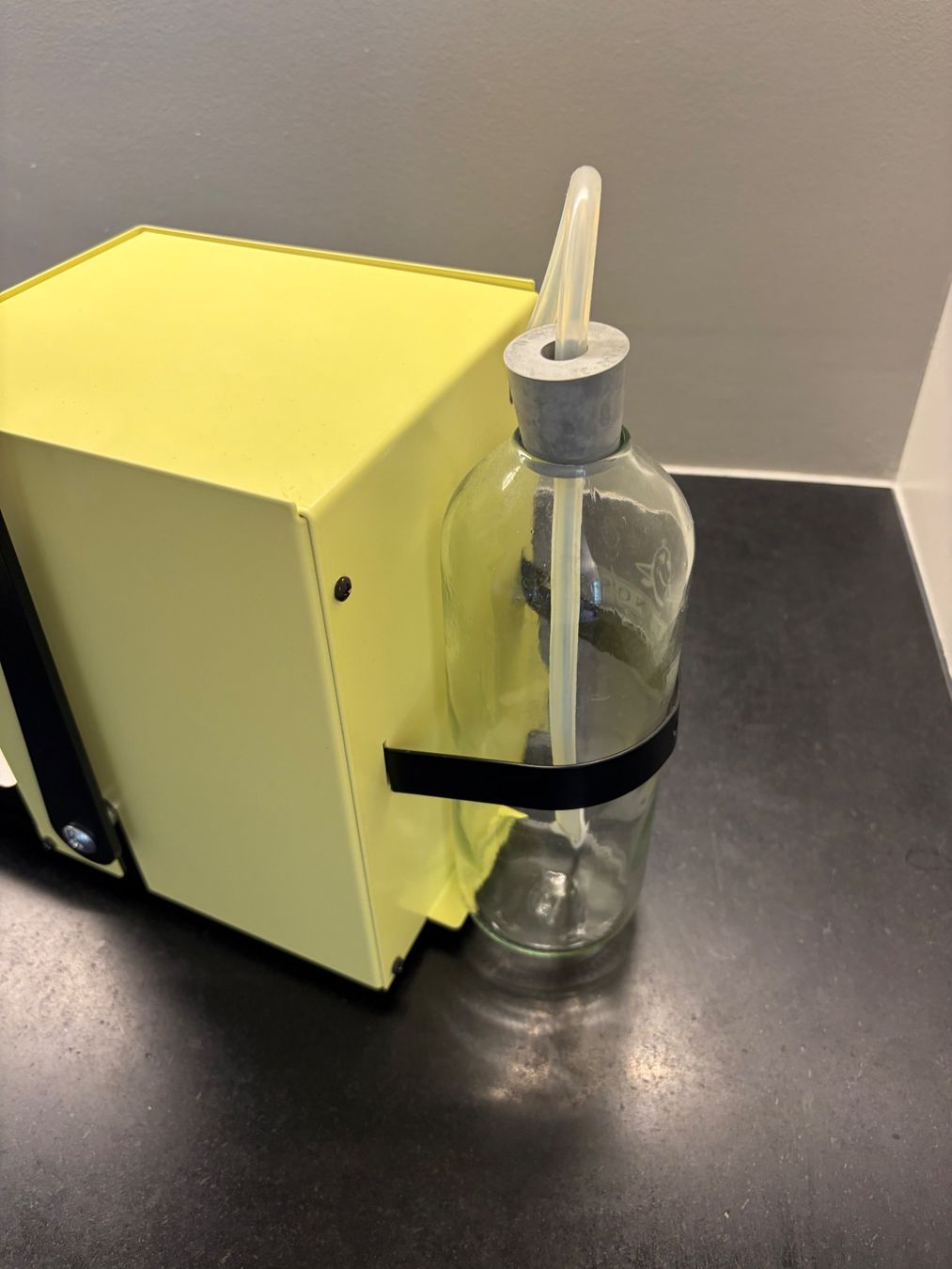 Macchine per caffè & Macchine per espresso: The Else ESE Pad Kaffeemaschine in limitierter Farbe – Usato da Bern venduto da comme-il-faut 1