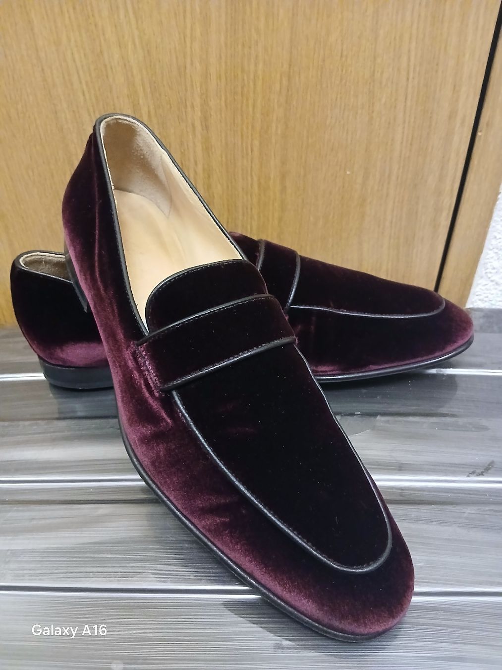 Scarpe da uomo: Mocassins en velours italien – Usato da Genève venduto da Martinbng 4