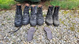 Kampfstiefel Grösse 42, 3 Stück, Sohlen gut