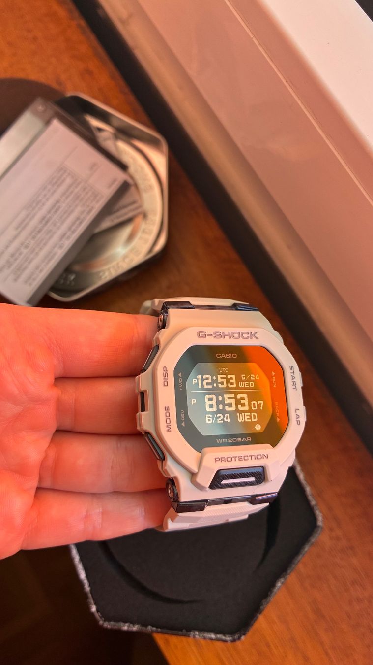 Casio Montres: G-shock neue waterresistant hellgrau – Neuf avec emballage d'origine à Winterthur par ale_2nnf 2