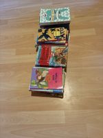 Lot de 33 livres pour enfants divers genres 