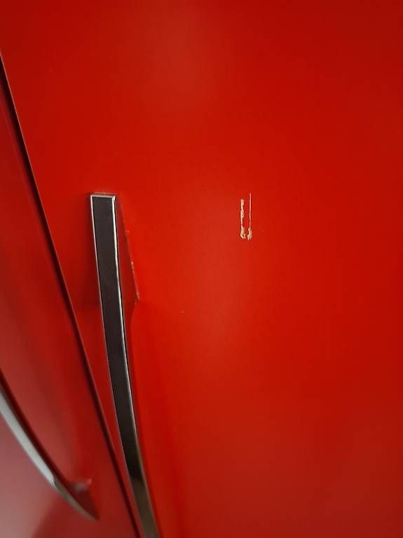 Schränke: Roter Ikea Schrank  – Gebraucht aus Luzern von nsc_tn7z 2