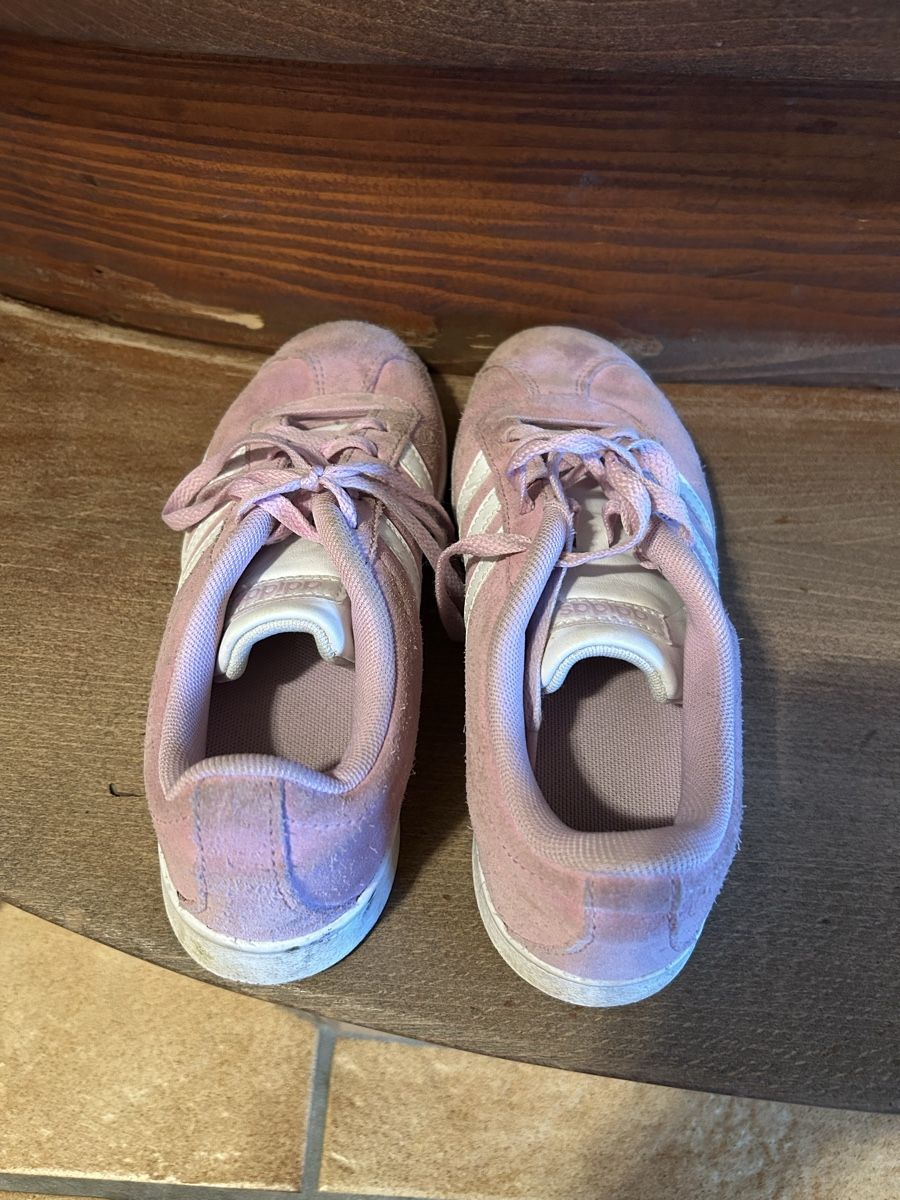 Adidas Chaussures filles: Adidas Sneaker rosa Gr. 36 – D'occasion à Illighausen par Schneckli01 1
