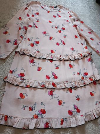 Süßes Viskose-Blumenkleid EU 42 Neu
