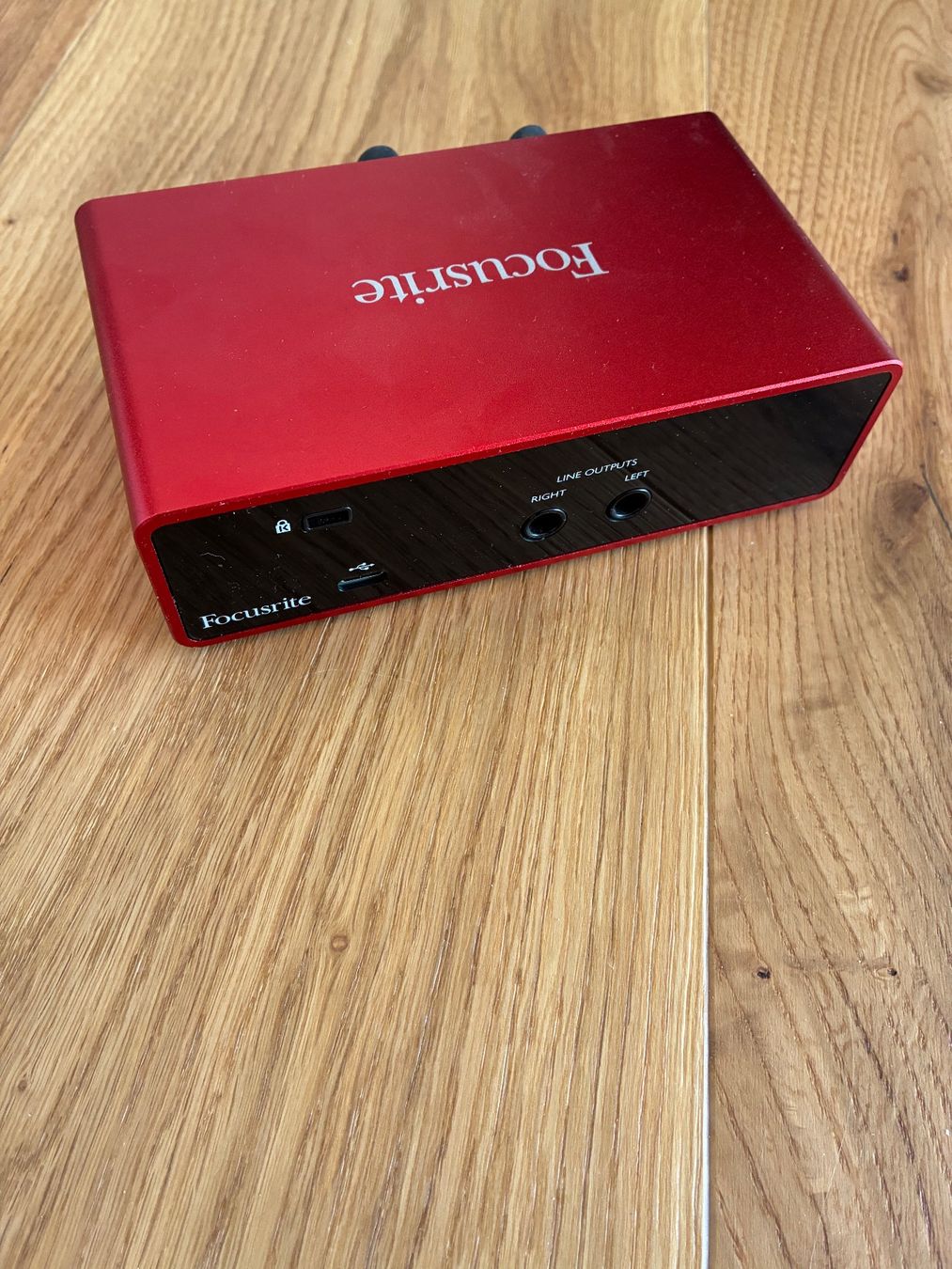 Registratori: Focusrite Scarlett Solo 3rd Gen Audio Interface – Usato da Oberdorf SO venduto da RSB21 2