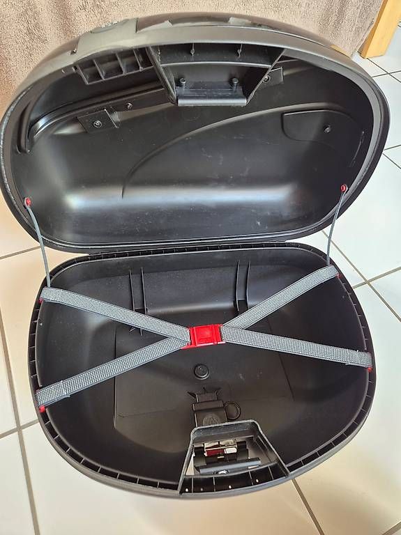 Givi Reisekoffer: Paire de valises latérales GIVI E41 / 2x 41 litres – Gebraucht aus Moutier von Kimi22 3