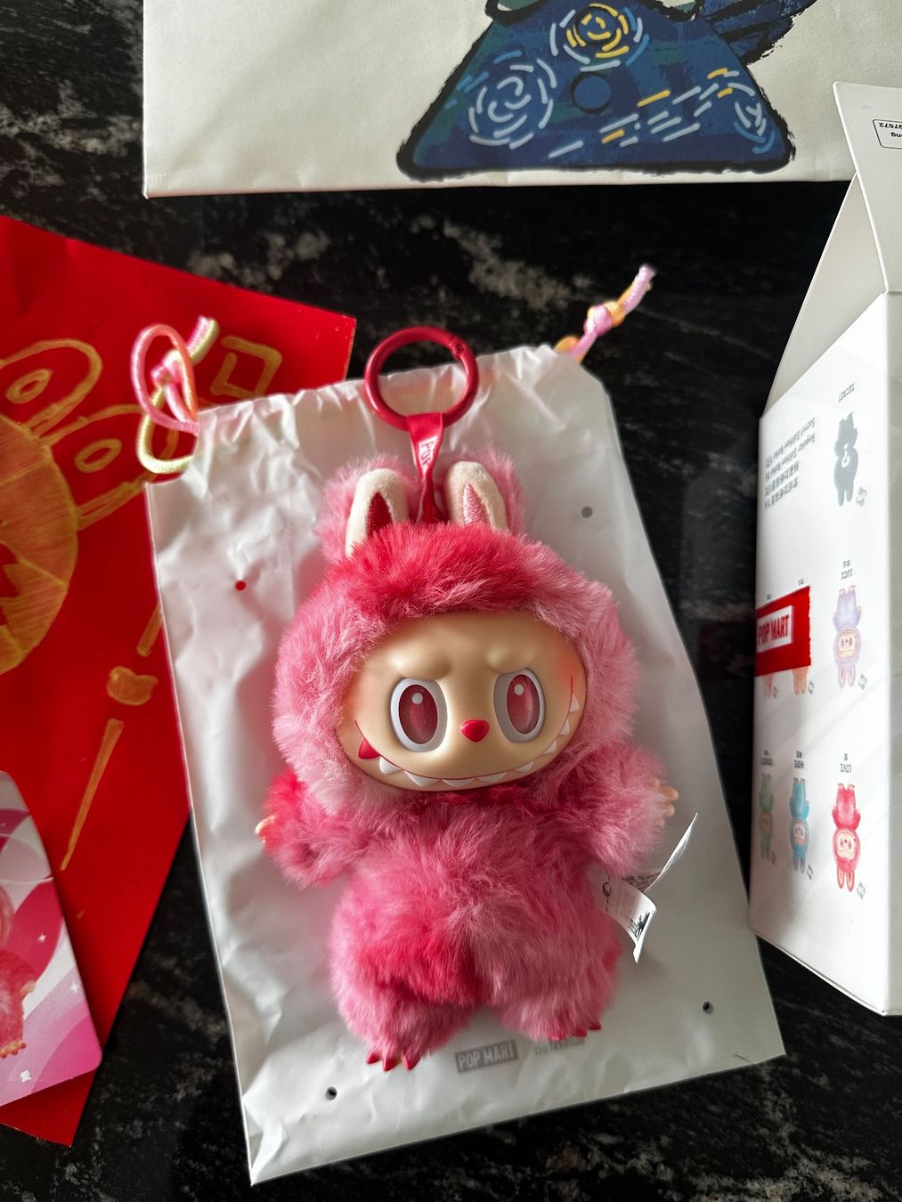 Pop Mart Statuette: Labubu PopMart – Usato da Kloten venduto da Fibbit