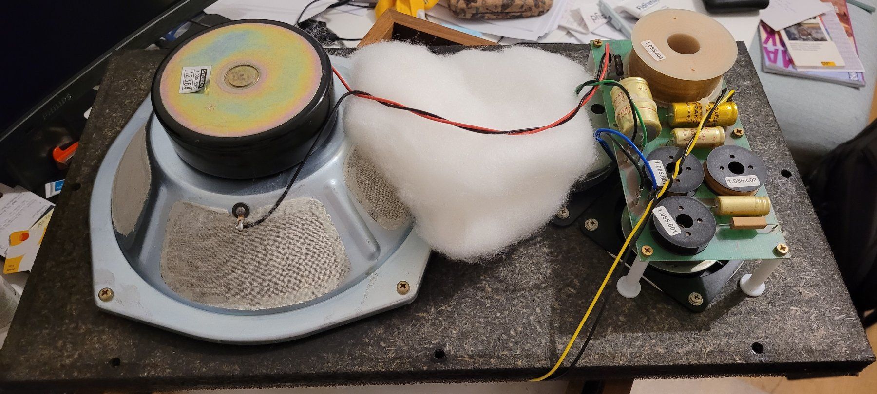 Revox Lautsprecher: Revox AX 4 - 3b - Lautsprecher inkl. Ständer – Gebraucht aus Gümligen von vinylsoundsgood 4