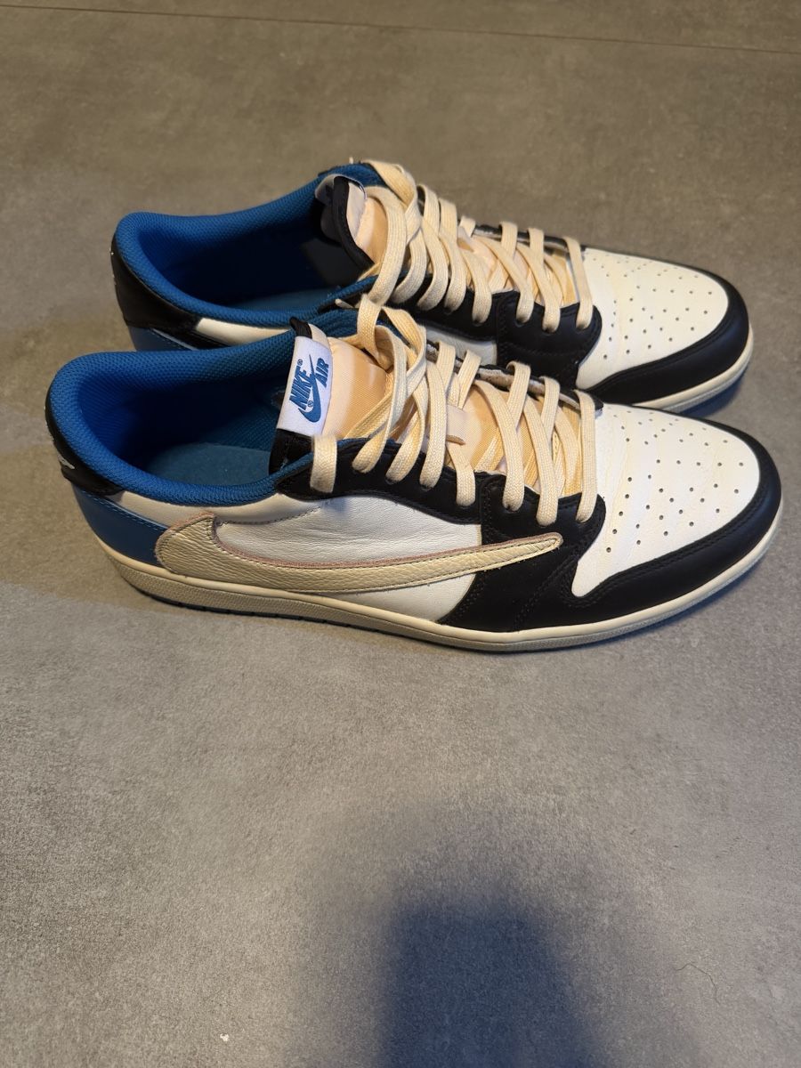Jordan Scarpe da uomo: Jordan 1 Travis Scott Fragment – Usato da MUTTENZ venduto da TAWNY1RICARDO