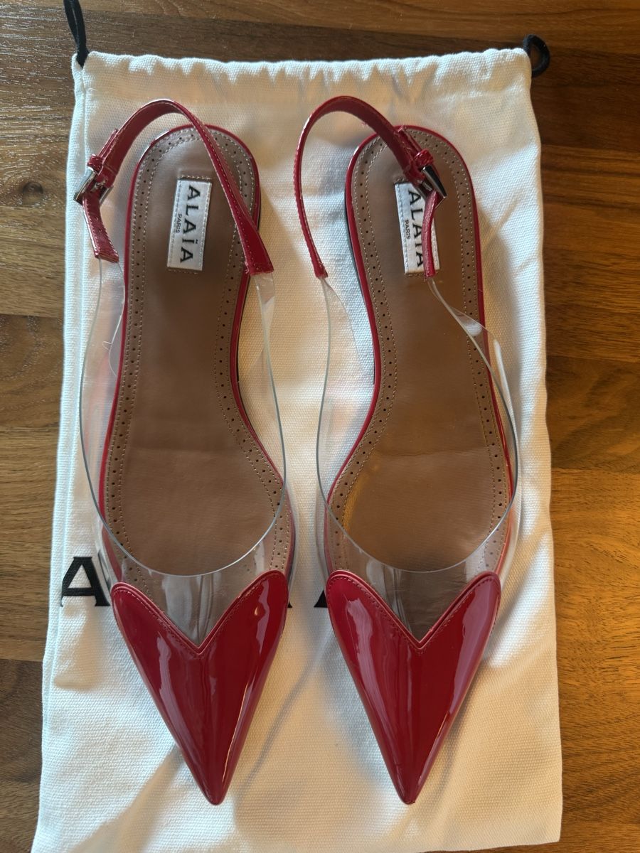 Alaia Scarpe da donna: ALAIA Red Heart Slingback Flats Size 39.5 – Usato da Bäch SZ venduto da MEG2018 4