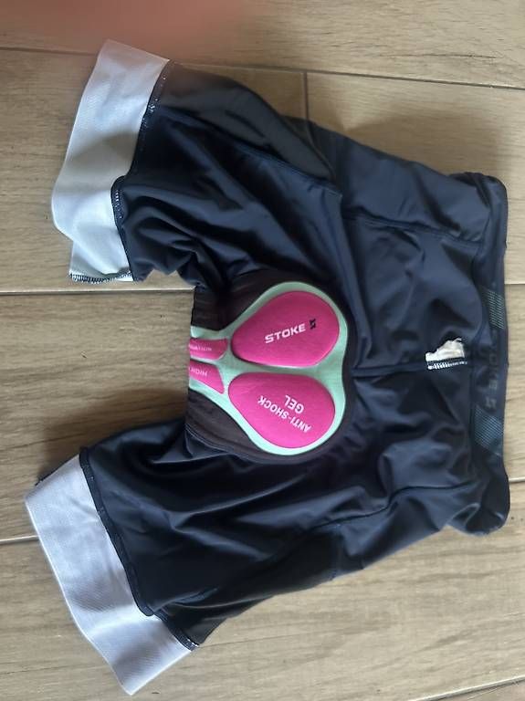 Pantaloni: Damen Velohose Gr. M – Usato da Willisau venduto da Geissbock11