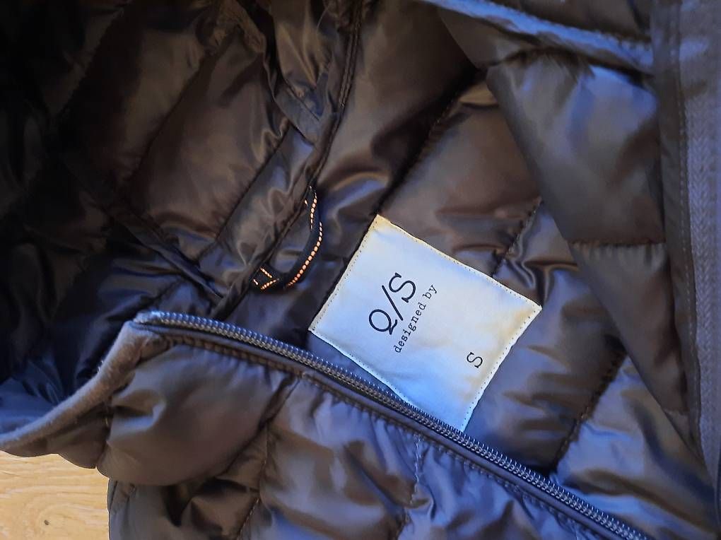 Gilet & Giacche senza maniche: Gillet Veste Q/S Grösse S – Usato da Grabs venduto da a.nnaa 2