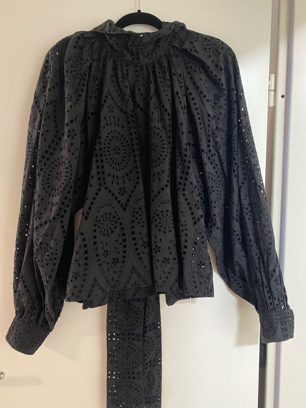 Ganni Camicette: Ganni Bluse – Usato da Wetzikon ZH venduto da Deba26