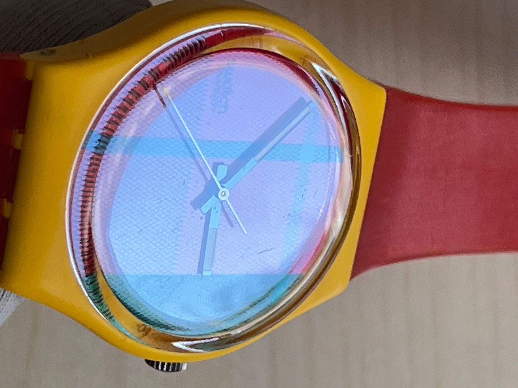 Swatch Uhren: Swatch Uhr, Klassiker, , tolles Design! – Gebraucht aus Grenchen von chththl 7