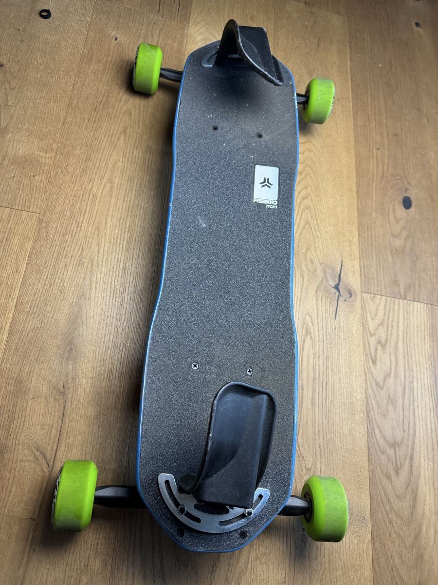 Skateboards: Freebord Snowboarden auf der Strasse – Usato da Thun venduto da jar_5lmq