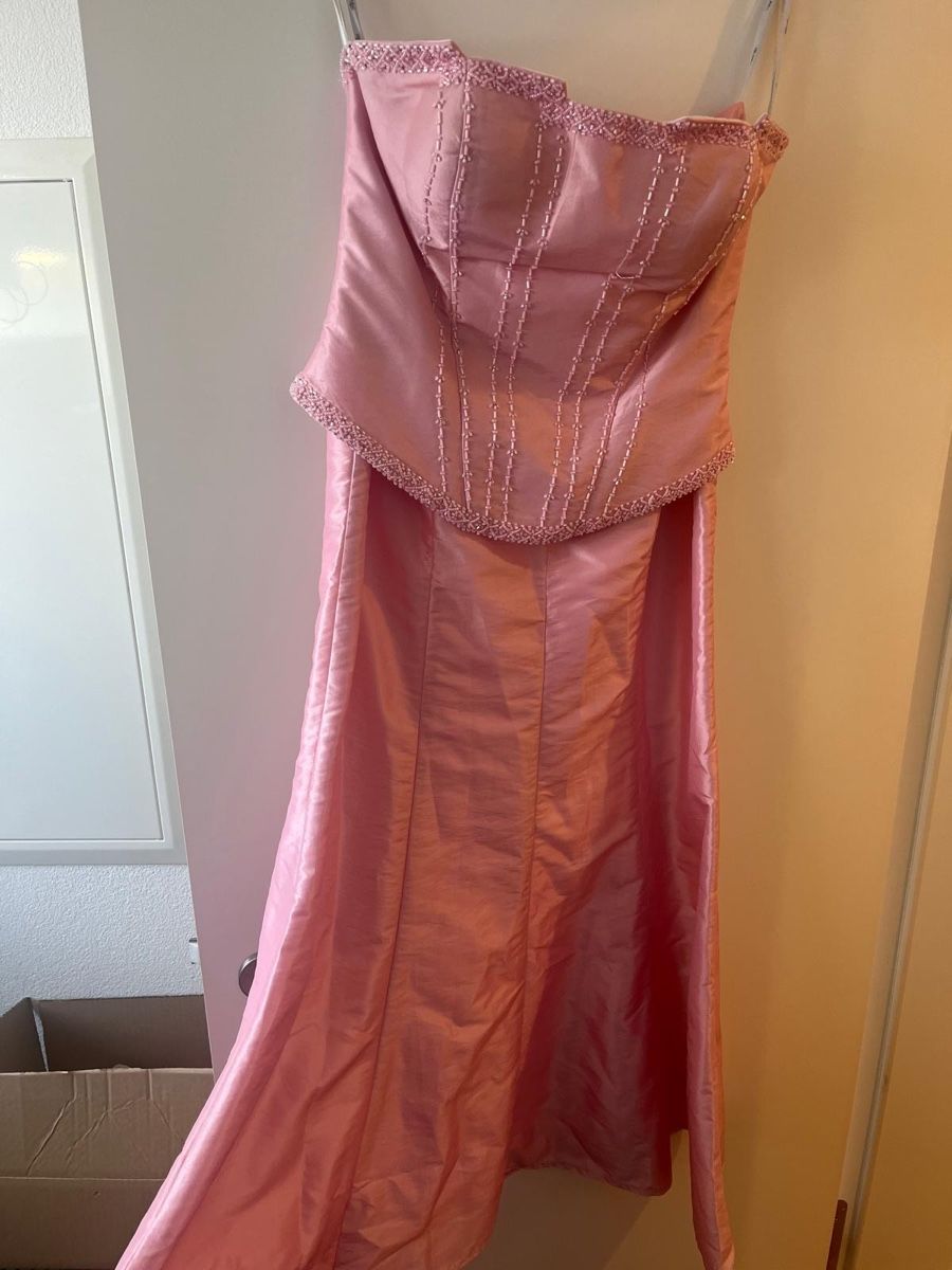 Vestiti: Edles Ballkleid Gr. 6 rosa Satinstoff mit Perlen – Usato da Frasnacht venduto da Baba185