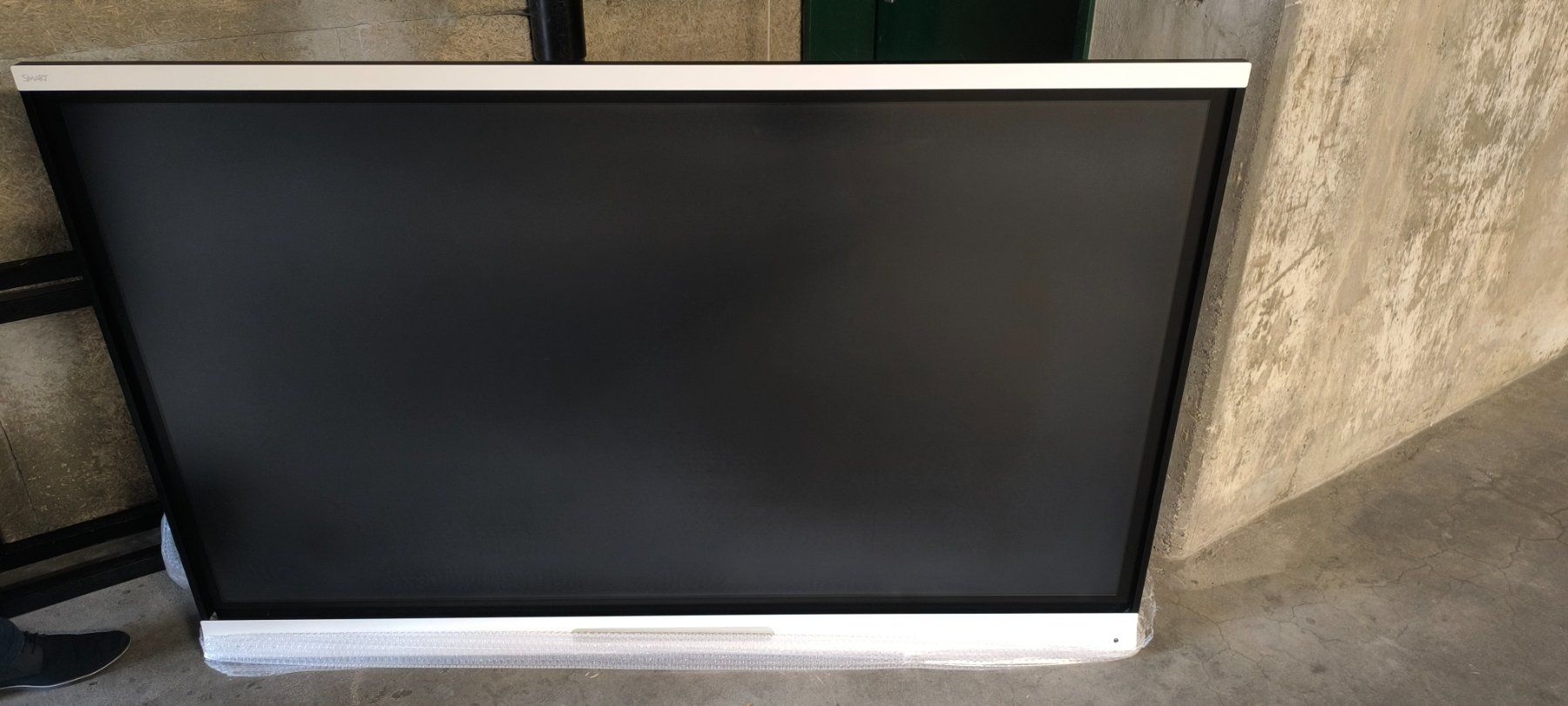 Monitor: SMART Board 6075 75" Interaktive 4K Displays – Usato da Zürich venduto da Seplat27 1