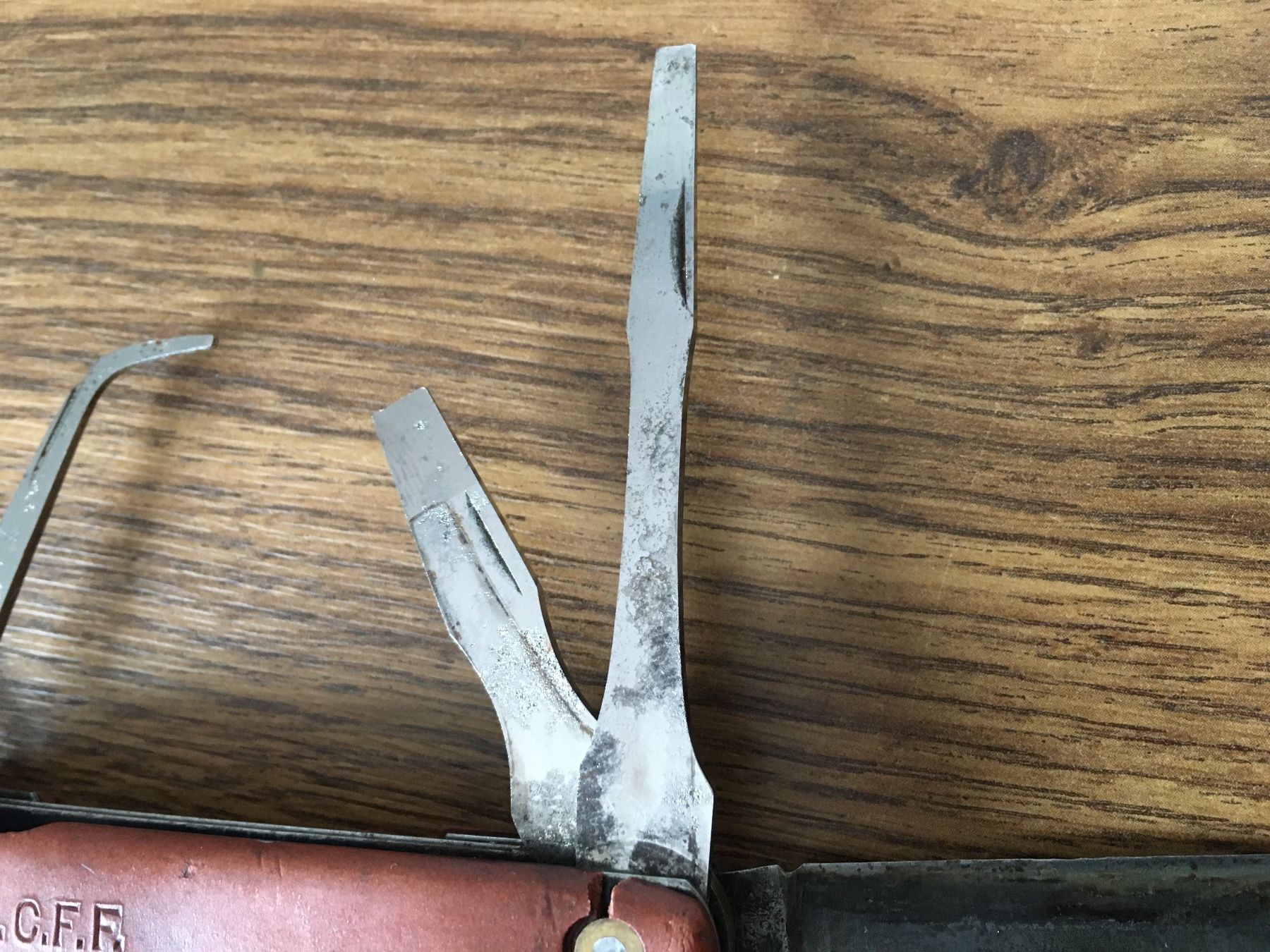 Victorinox Taschenmesser: VICTORIA SWITZERLAND - Sackmesser - S.B.B. C.F.F. – Gebraucht aus Andwil SG von Rainboli 5