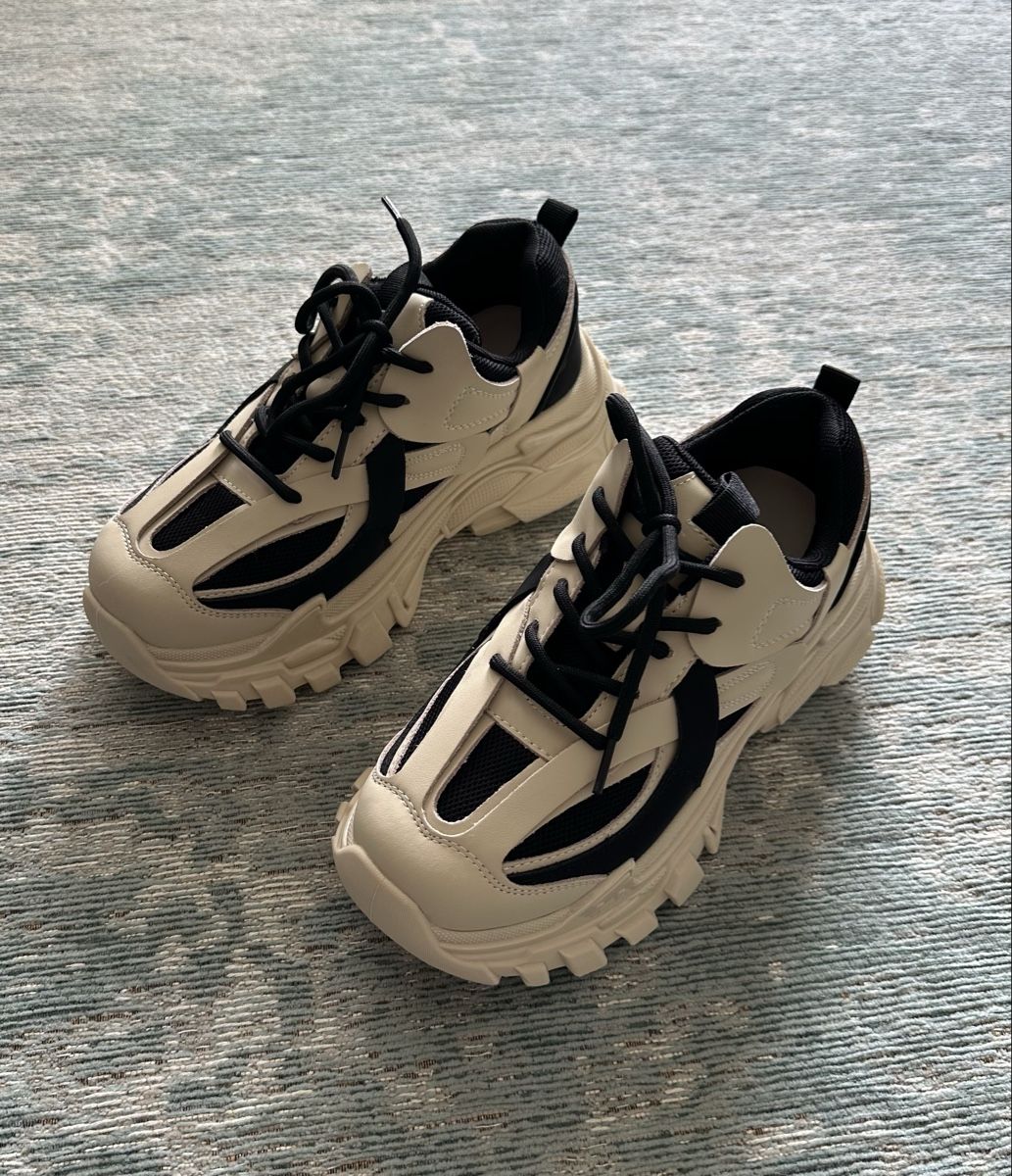 Scarpe da donna: Nouvelles baskets en cuir, taille 36  – Nuovo e nell'imballaggio originale da Couvet venduto da Aura_aura 4