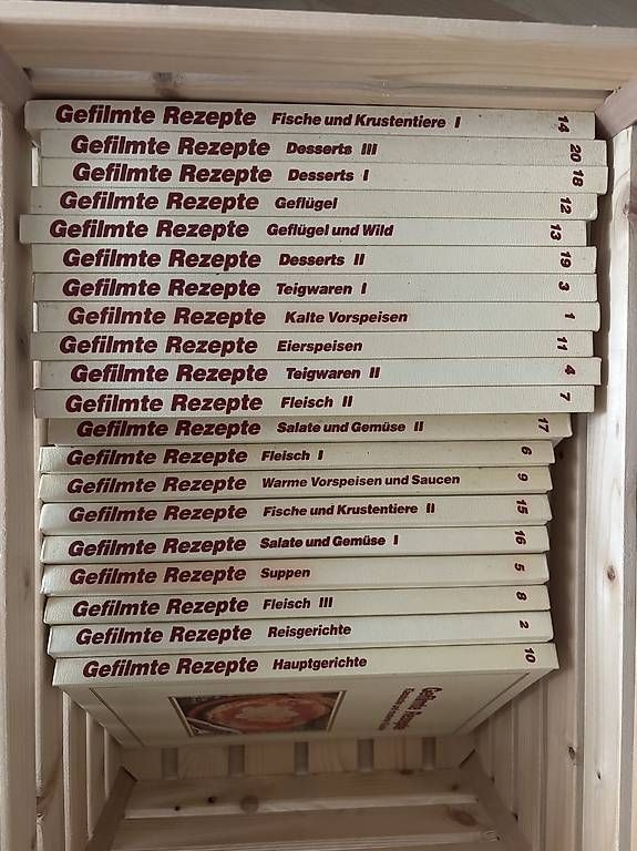 Libri: diverse Kochbücher  – Usato da Ballwil venduto da sch_9qfj