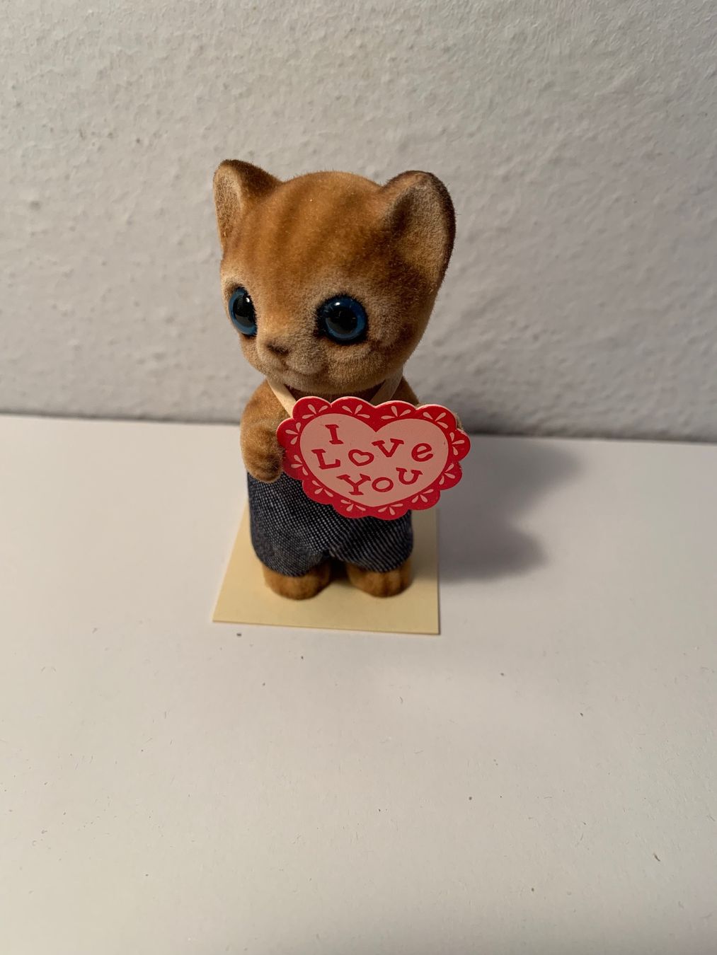 Figurines: 6  Animali Floccati- con Cuore e jeans – Neuf avec emballage d'origine à PARADISO par pin_vlj8 3