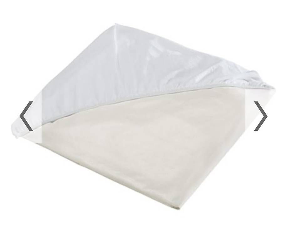 Linge de lit: Wasserdichter Moltonüberzug mit elastischem Rand – D'occasion à Oberlunkhofen par weininchen 1