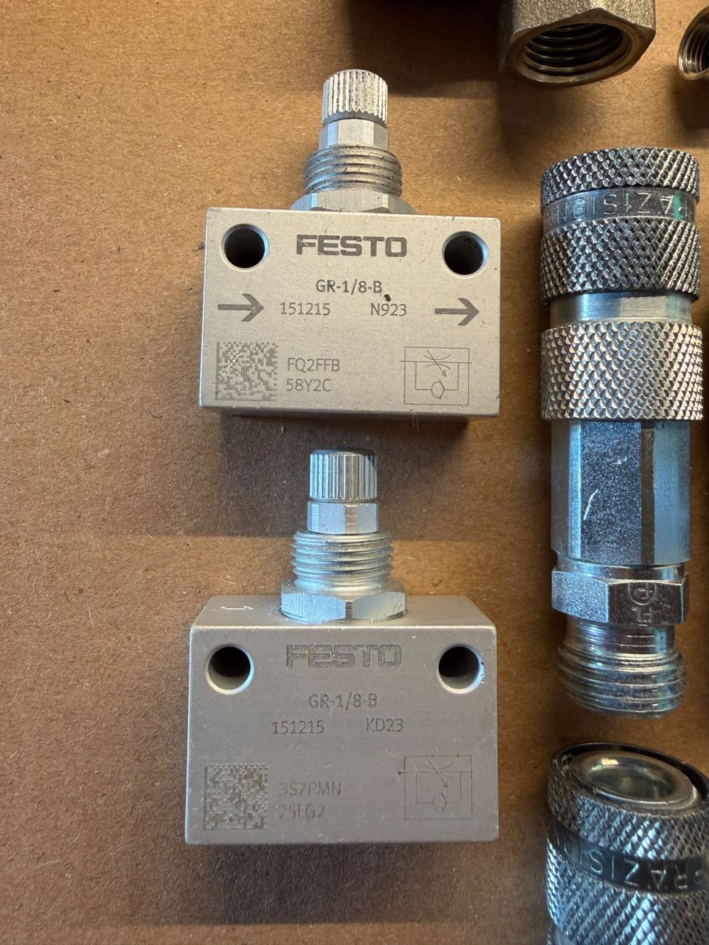 Festo Altro per industria metallurgica: Pneumatik Material - GEBRAUCHT – Usato da Aarberg venduto da umearocks 6
