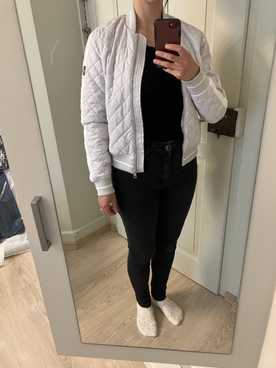 Calvin Klein Jacken: Jacke von Calvin Klein grösse xs – Gebraucht aus frauenfeld von Lahu8 3
