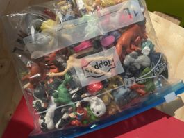 Ganz viele kleine Figuren verschiedene neu/gebraucht…