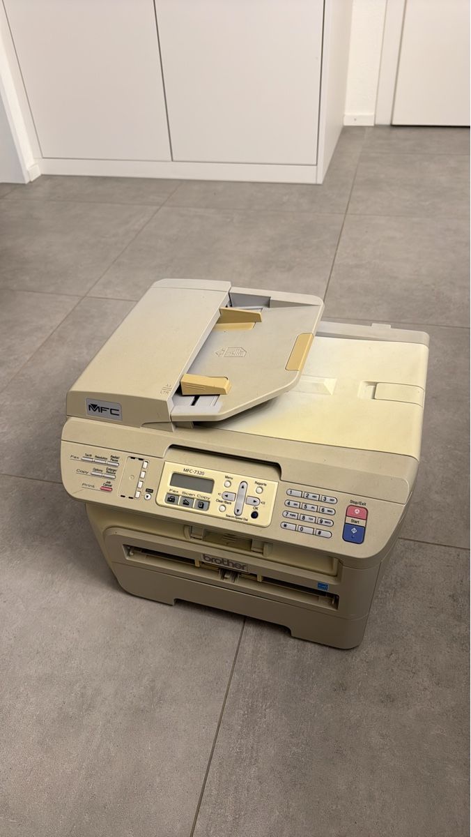 Brother Stampanti: Brother MFC-7340 Multifunktionsdrucker - Top Zustand! – Usato da Elsau venduto da shoppa