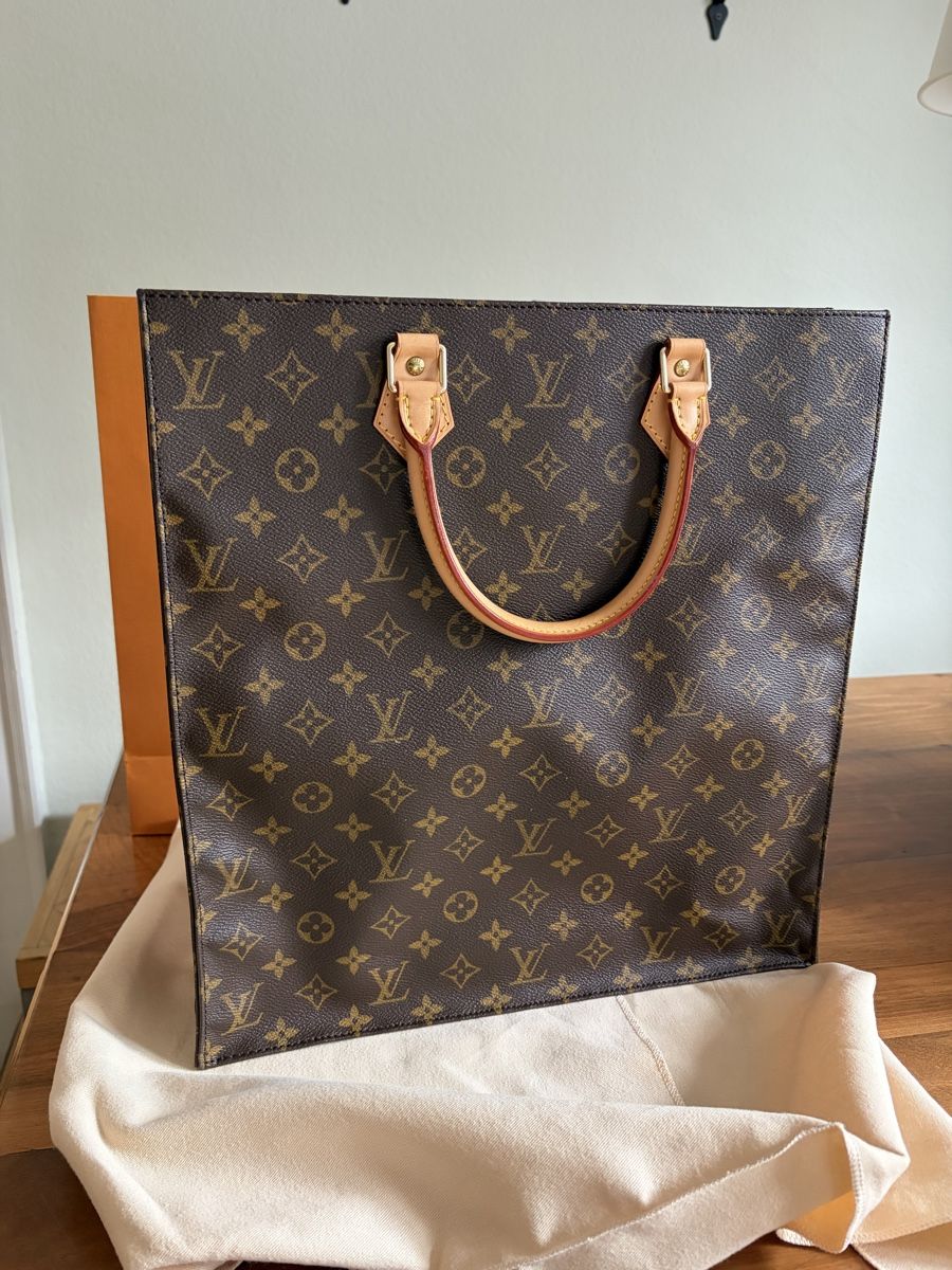 Louis Vuitton Taschen: Louis Vuitton Sac Plat – Neu (gemäss Beschreibung) aus Zürich von kristina09