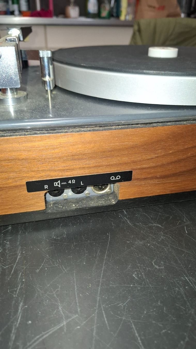 Lenco Giradischi: Plattenspieler Lenco 350 – Difettoso da Dietikon venduto da mis_brocki 1