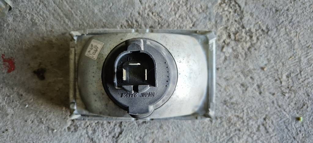 Lampade: Fari Kotto – Usato da Villa Luganese venduto da Mility89
