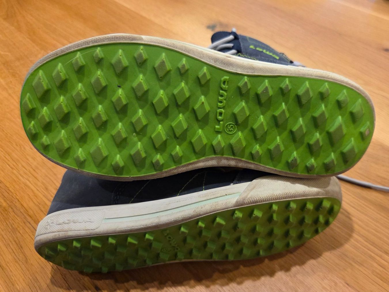 Lowa Schuhe für Jungen: Lowa Winterschuhe Gr.35 – Gebraucht aus Roggliswil von Crosser17 2