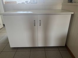 Komode Weiss