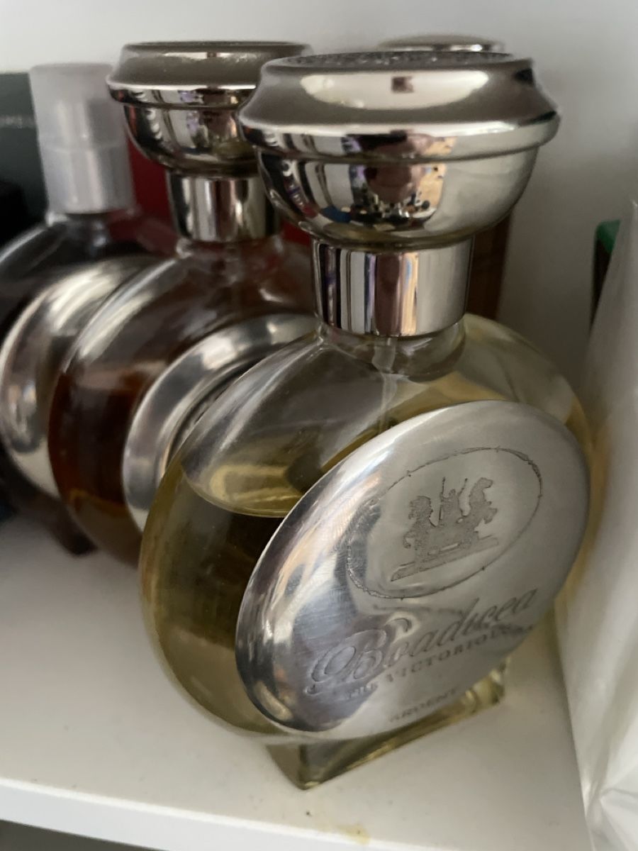 Profumi & Eau de Toilette: Boadicea the victorious, verschiedene, 2ml Abfüllung – Usato da Buchs AG venduto da Genius5