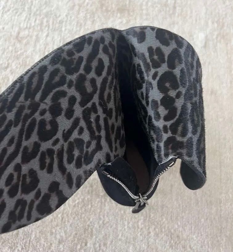 Alaia Scarpe da donna: Alaia Ankle Boot, Leoparden Muster, Gr. 39, schwarz – Nuovo (secondo la descrizione) da Triesen venduto da atos87 2