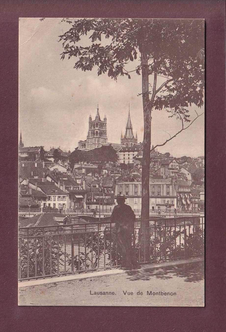 Cartoline postali: LAUSANNE vue de Montbenon - 1925 // pli d'angle // – Usato da Pully venduto da nicecards-shop