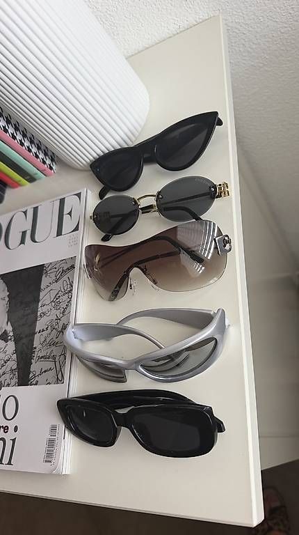 Lunettes & Verres: Vendo 5 occhiali al prezzo di 4 – D'occasion à Sessa par Thisisemma 1