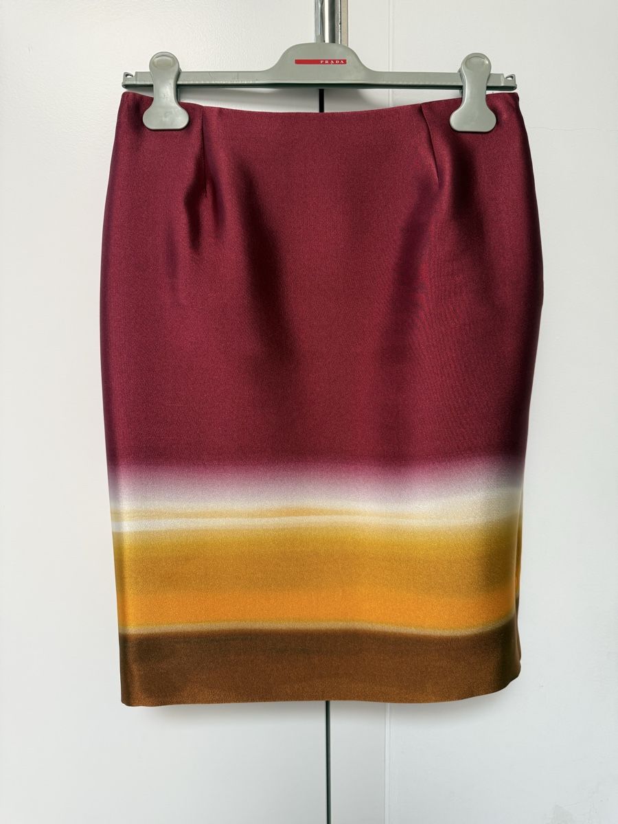Prada Gonne: Prada Rock Grösse IT40 Seide neu mit Etikett – Nuovo e nell'imballaggio originale da Adliswil venduto da mun_k9pf 1