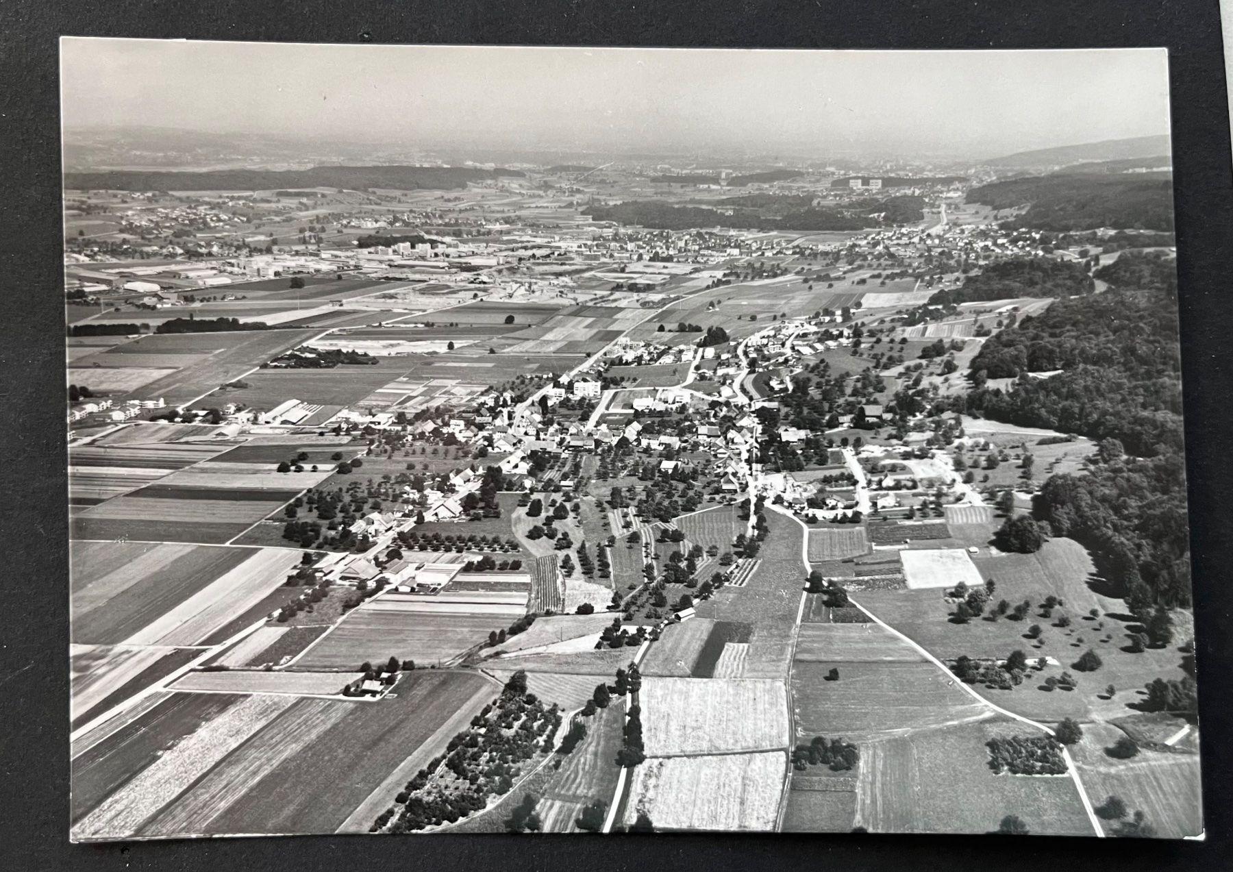 Cartoline postali: Dällikon, Flugaufnahme 1970 – Usato da Ostermundigen venduto da DaxKarten-75