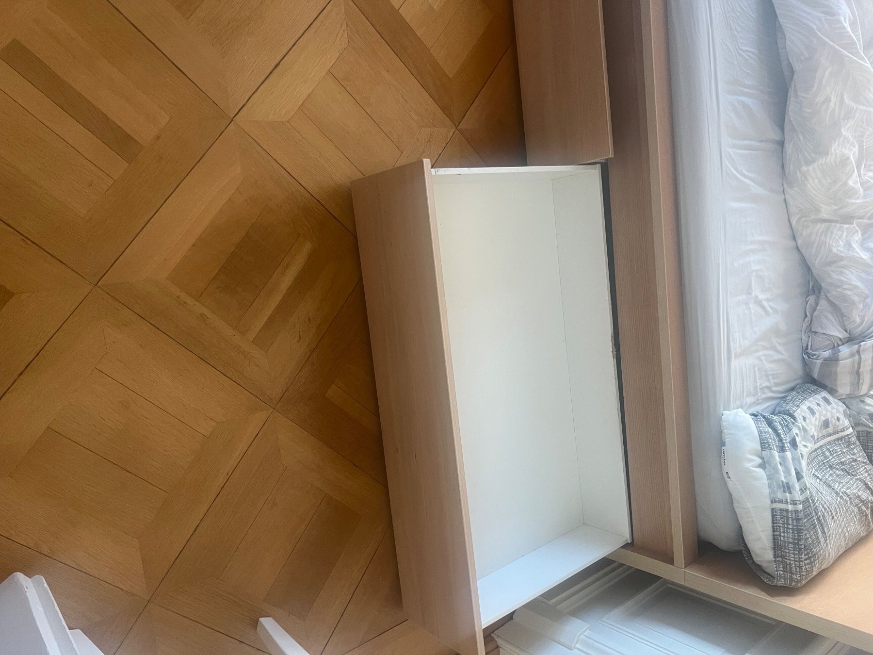 Cassettiere: 2 malm ikea drawers – Usato da Wädenswil venduto da dm1_m5rz