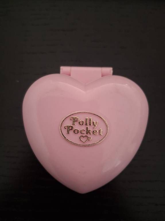 Polly Pocket Spielzeuge: 1993 Polly Pocket Kozy Kitties – Gebraucht aus Buchrain von nic_9k5l