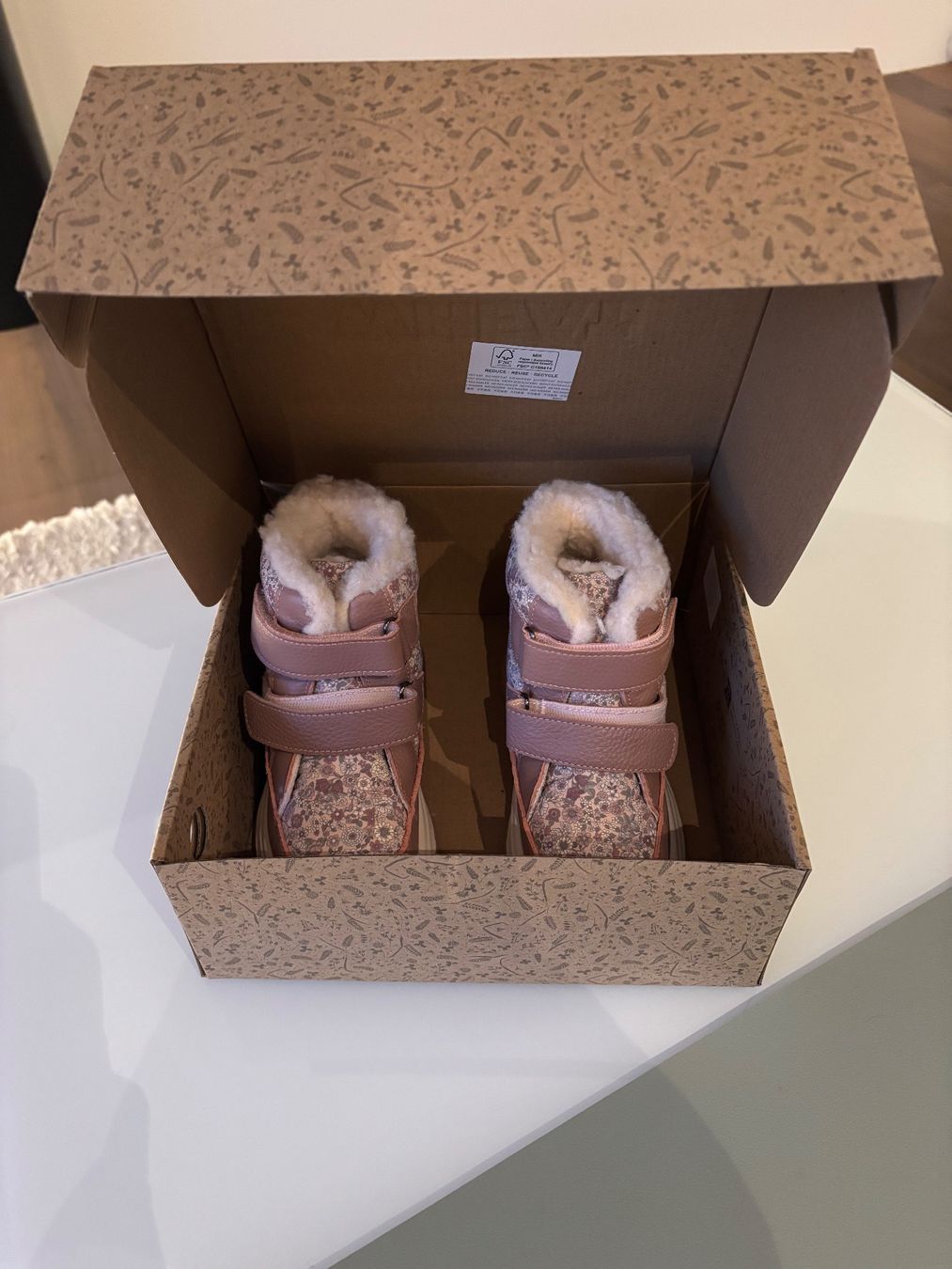 Wheat Scarpe per ragazze: Original neue Wheat Mädchen Winter Boots 29 – Nuovo e nell'imballaggio originale da Zollikon venduto da d_grabher 2